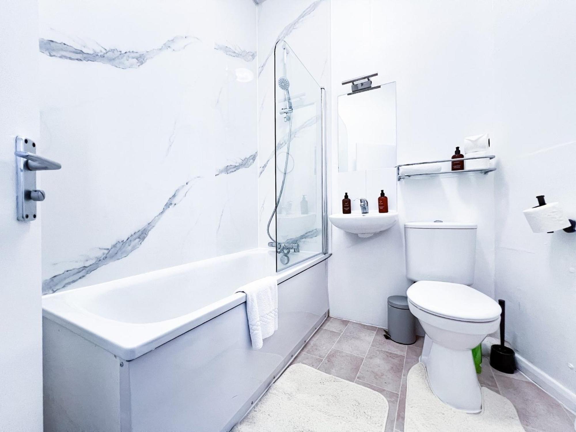 Апартаменты Cosy Camden - On 1st Floor Лондон